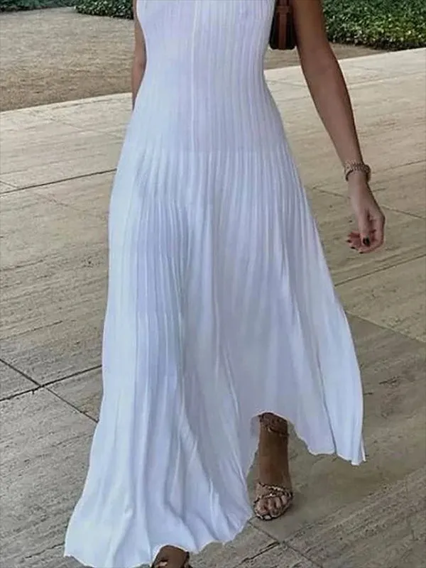 A-Line Sleeveless Pleated Solid Color Round-Neck Maxi Dresses