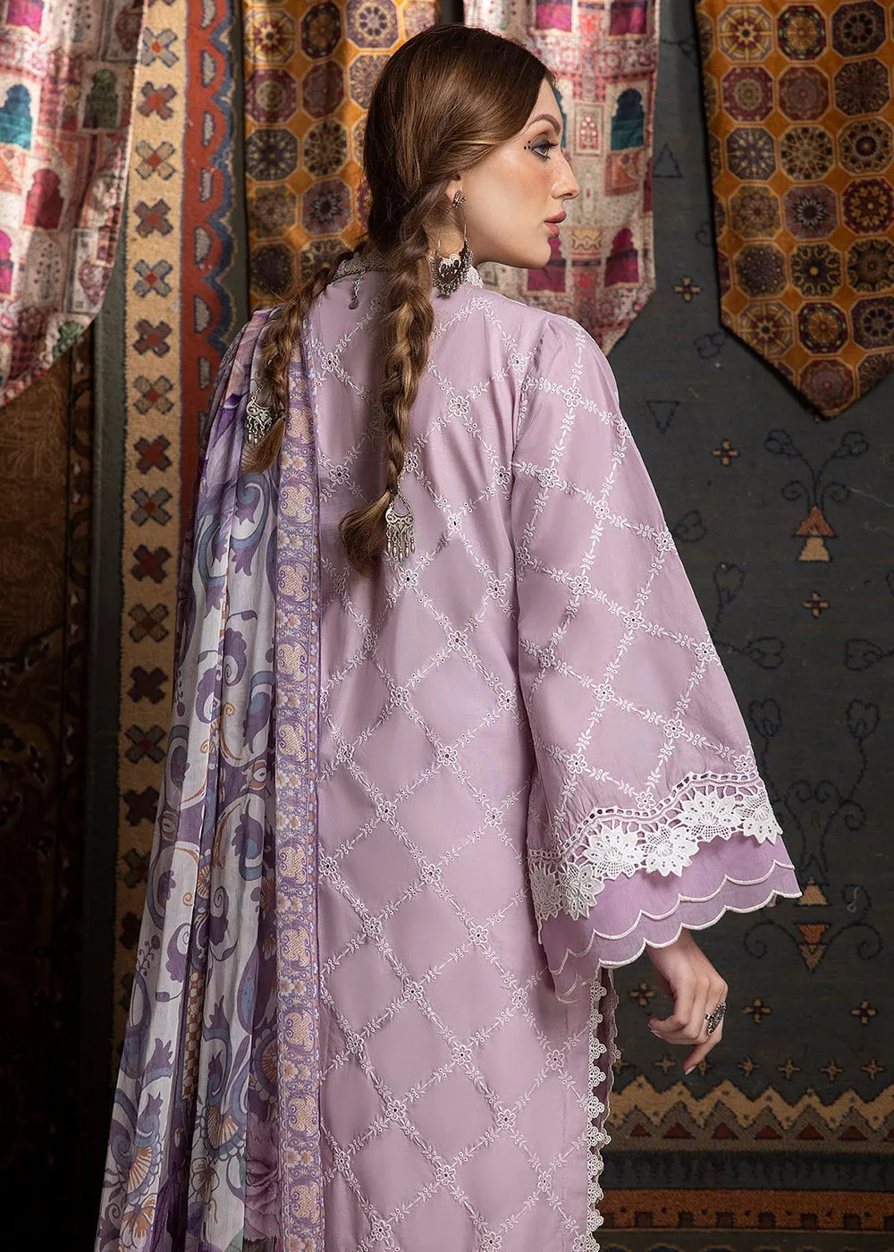 Adan's Libas Embroidered Lawn 2024 by Ayesha Zia | 5511