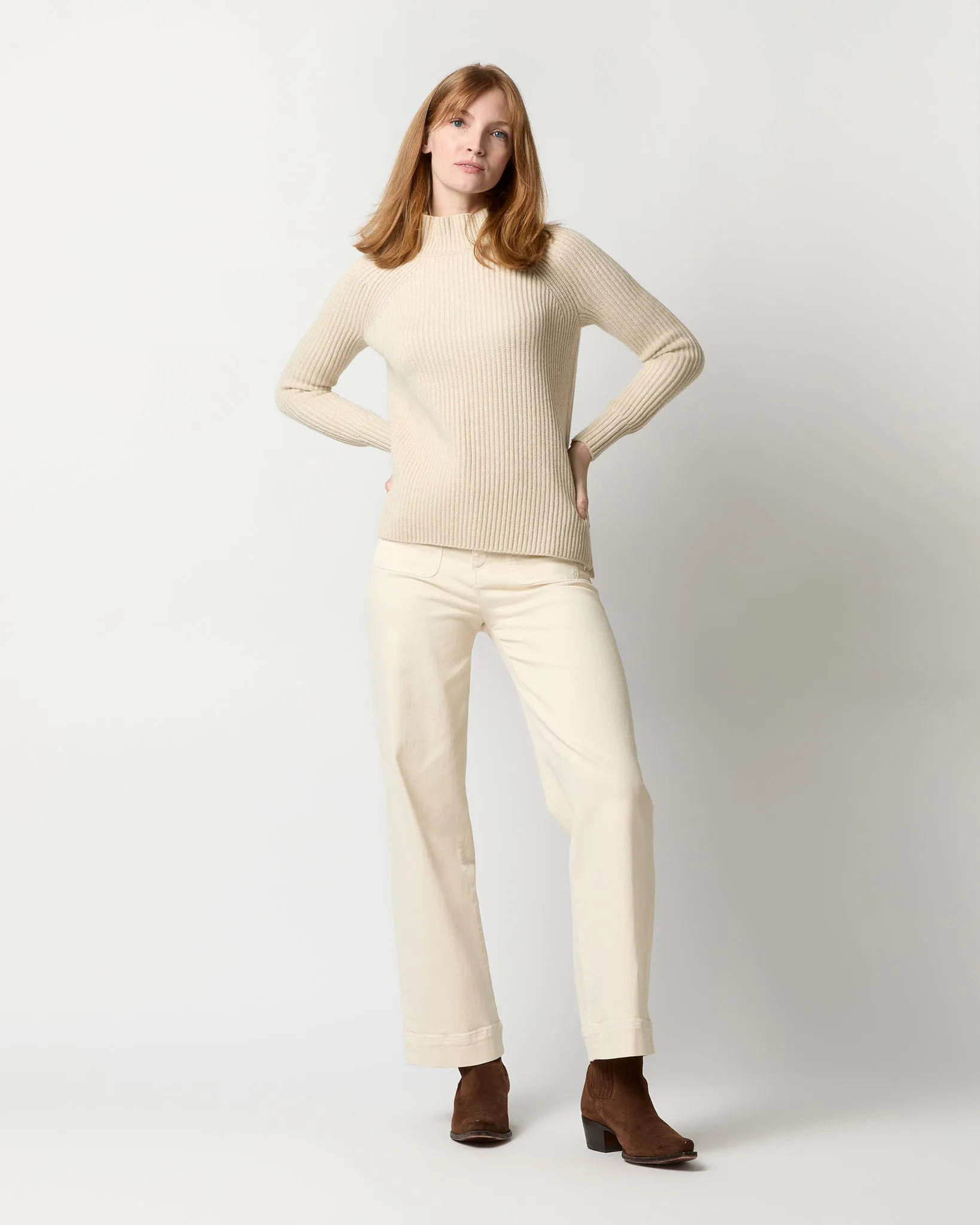 Dana Shaker-Stitch Turtleneck Sweater in Wheat Cashmere