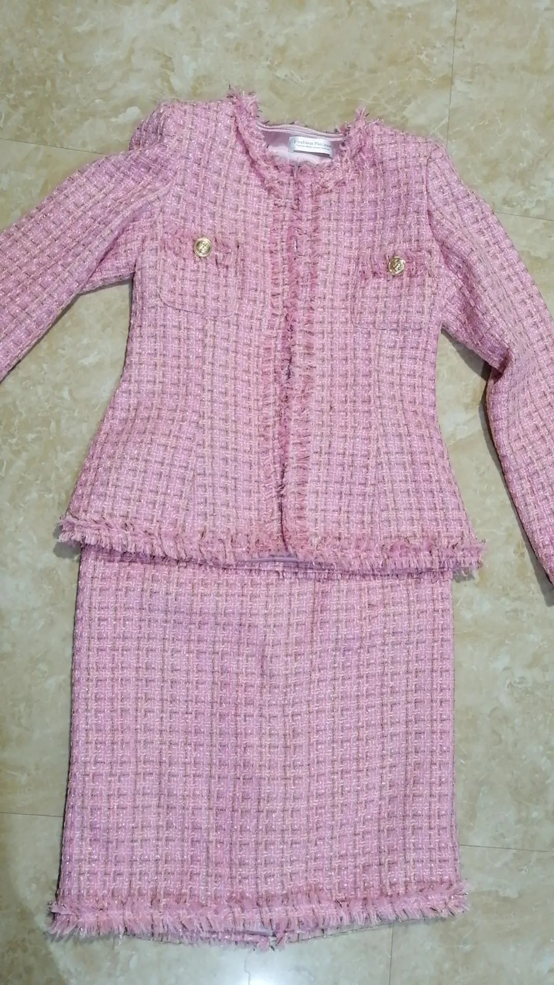 Sample Sale! Women's Pink Tweed Suit / US Size 0-2 / EU 32-34 /UK 4-6 /Jacket   Skirt Suit Graduation Suit, Wedding Guest,  Office Outfit