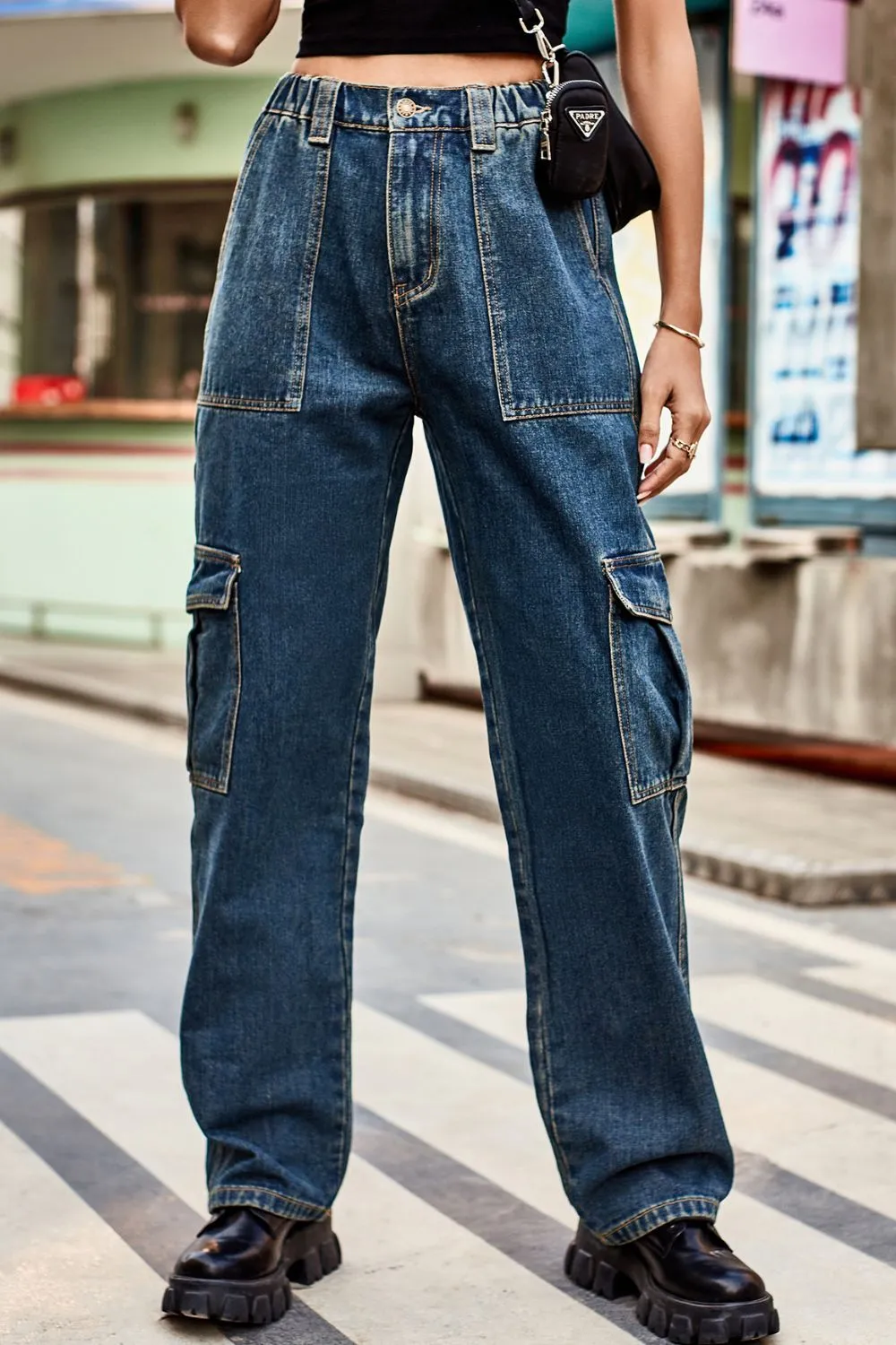 Straight Leg Women Jeans with Pockets